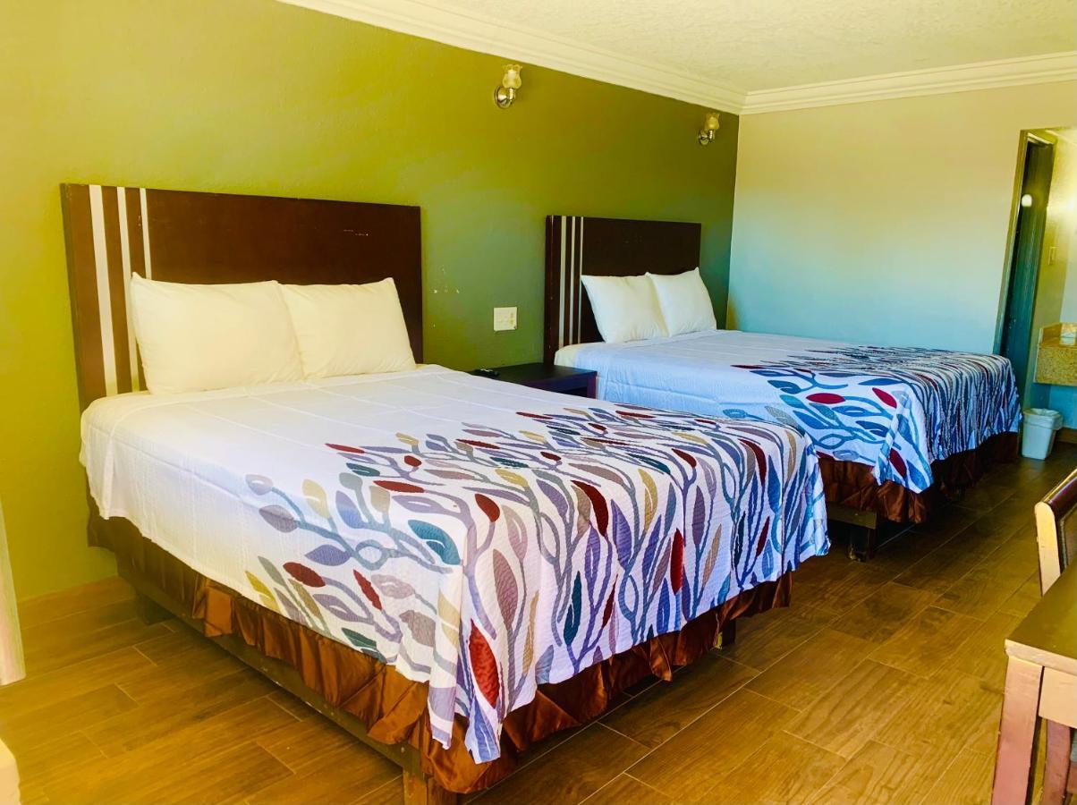 Budget Inn And Suites Crowley 외부 사진