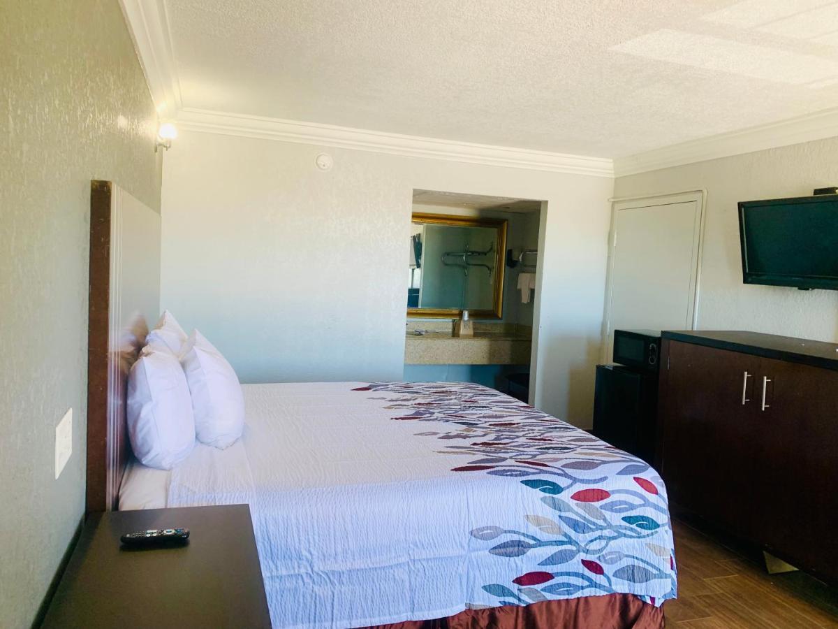 Budget Inn And Suites Crowley 외부 사진