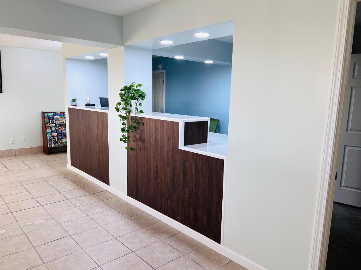 Budget Inn And Suites Crowley 외부 사진